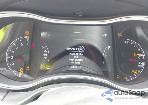 2020 Jeep Grand Cherokee Laredo E 4X4 из США, поврежденный, VIN 1C4RJFAG2LC341602